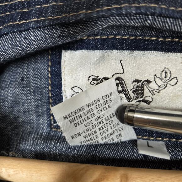 VTG Live A Little Denim Jacket sz L Blue Snap Front Pockets Fitted Top Stitched - Picture 13 of 16